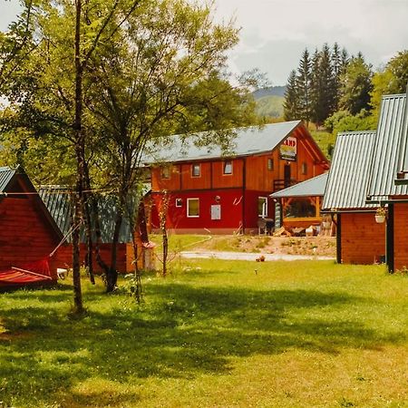 Camp Sutjeska Hotell Tjentiste Exteriör bild