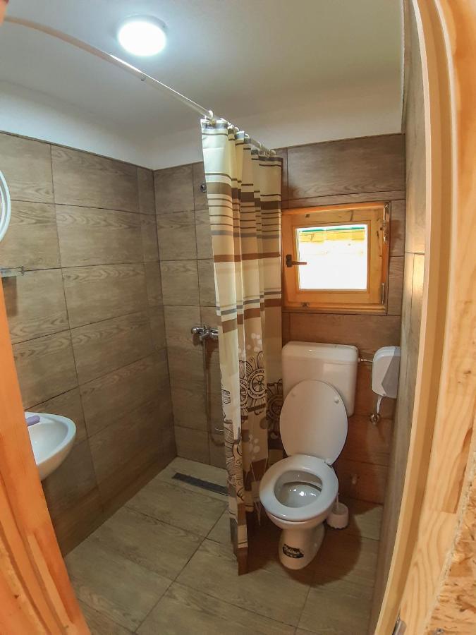 Camp Sutjeska Hotell Tjentiste Exteriör bild