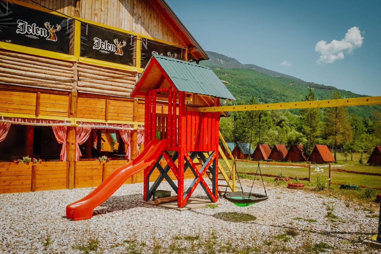 Camp Sutjeska Hotell Tjentiste Exteriör bild
