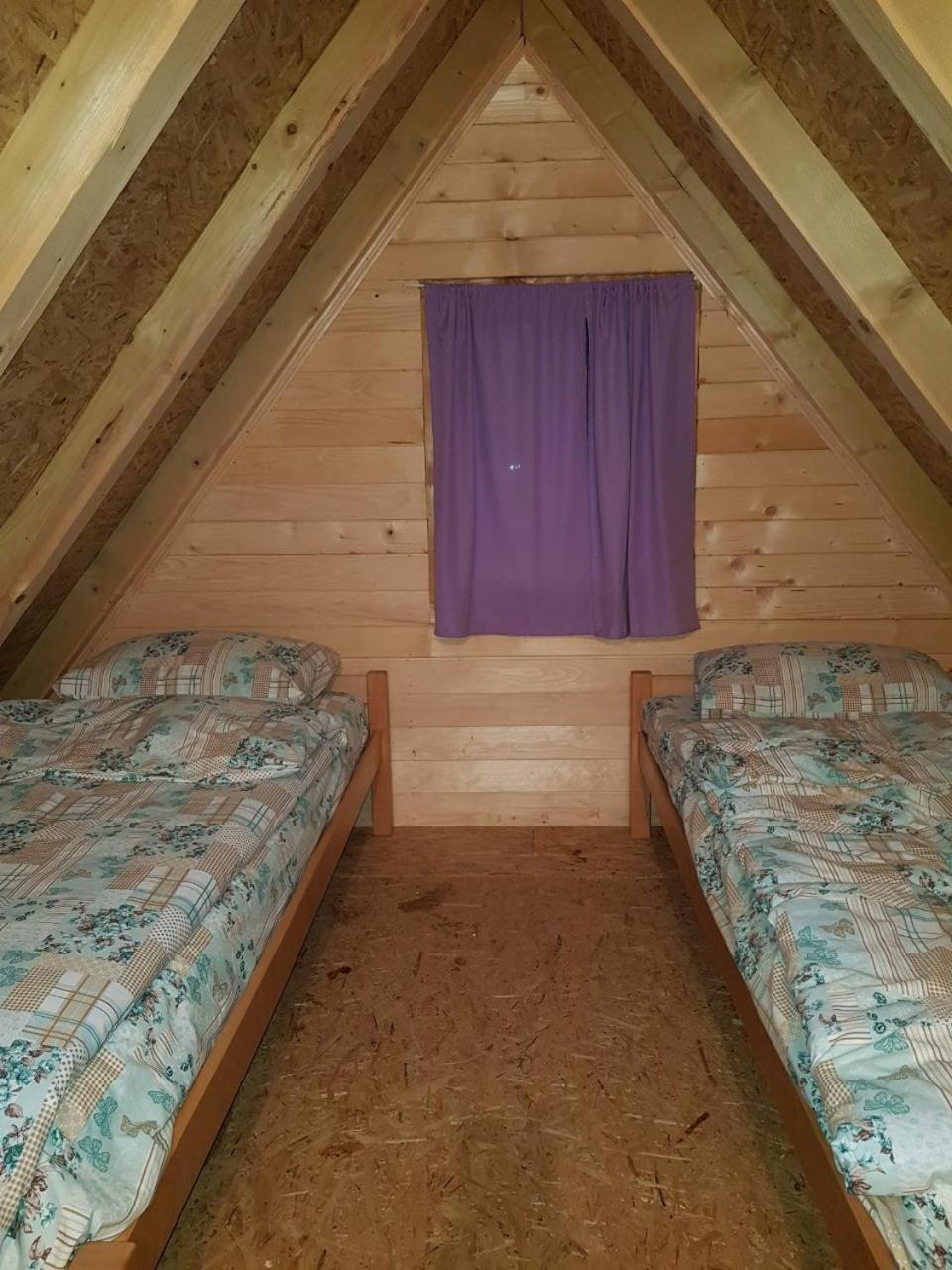 Camp Sutjeska Hotell Tjentiste Exteriör bild