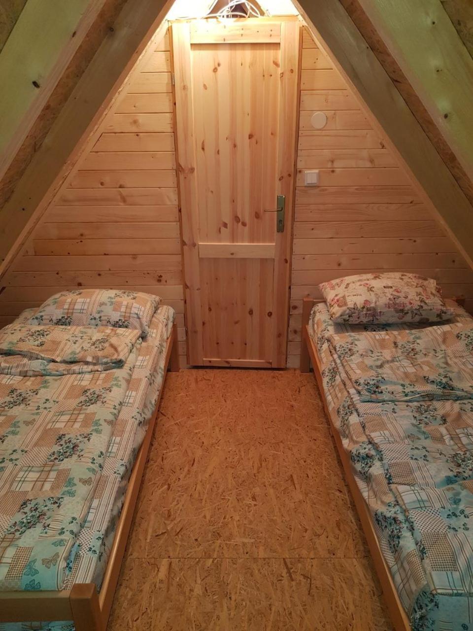 Camp Sutjeska Hotell Tjentiste Exteriör bild