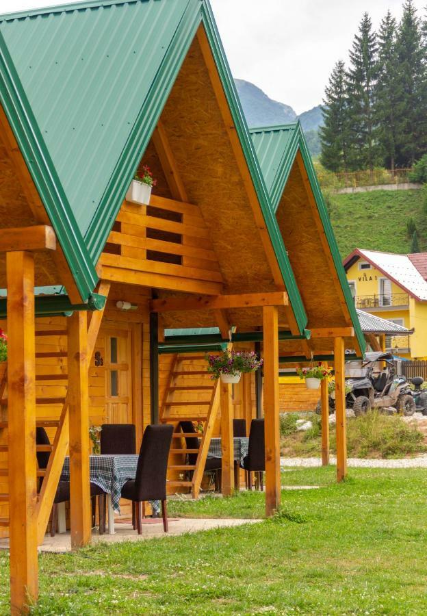 Camp Sutjeska Hotell Tjentiste Exteriör bild